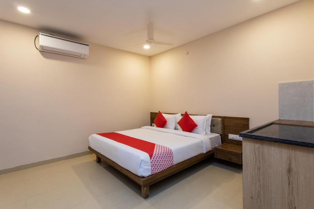 Oyo 75956 Hotel Grand Rourkela Екстериор снимка