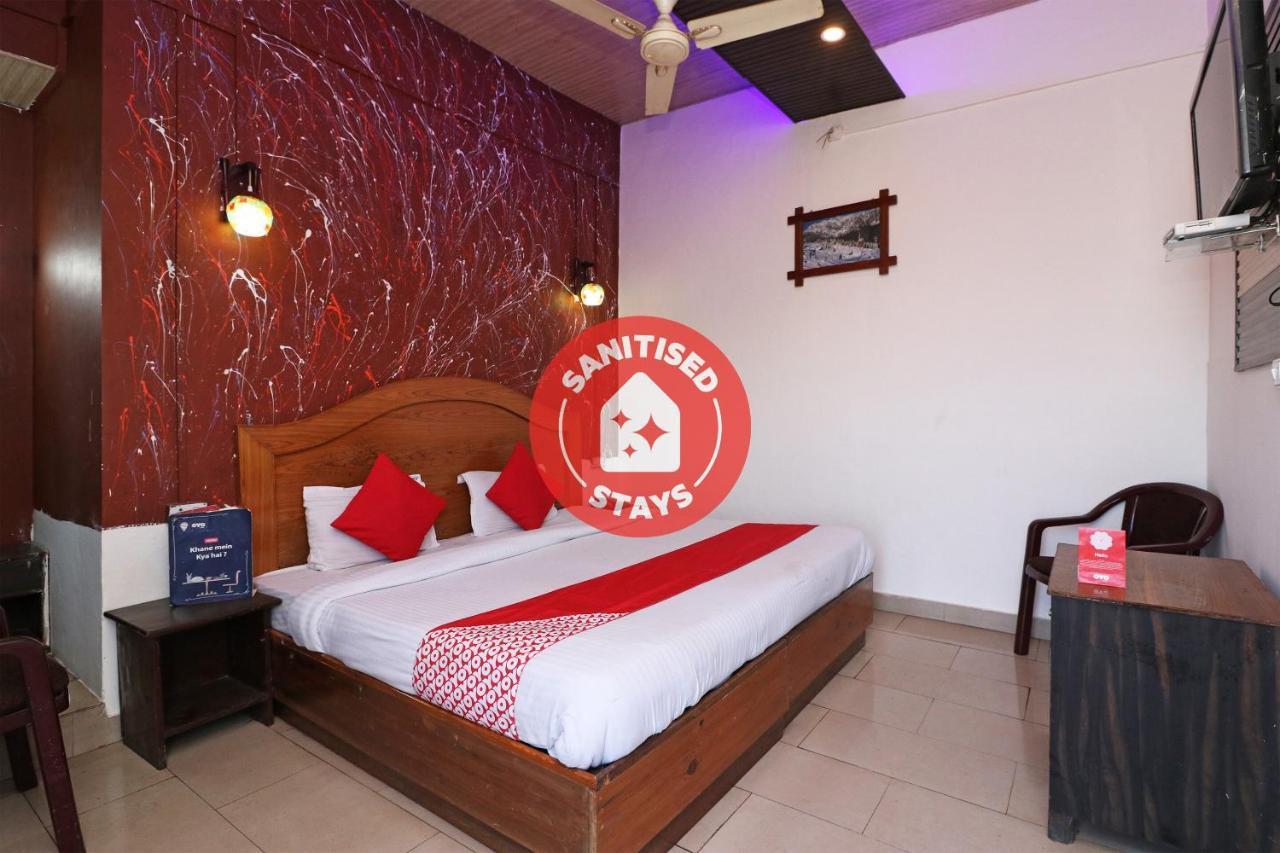 Oyo 75956 Hotel Grand Rourkela Екстериор снимка