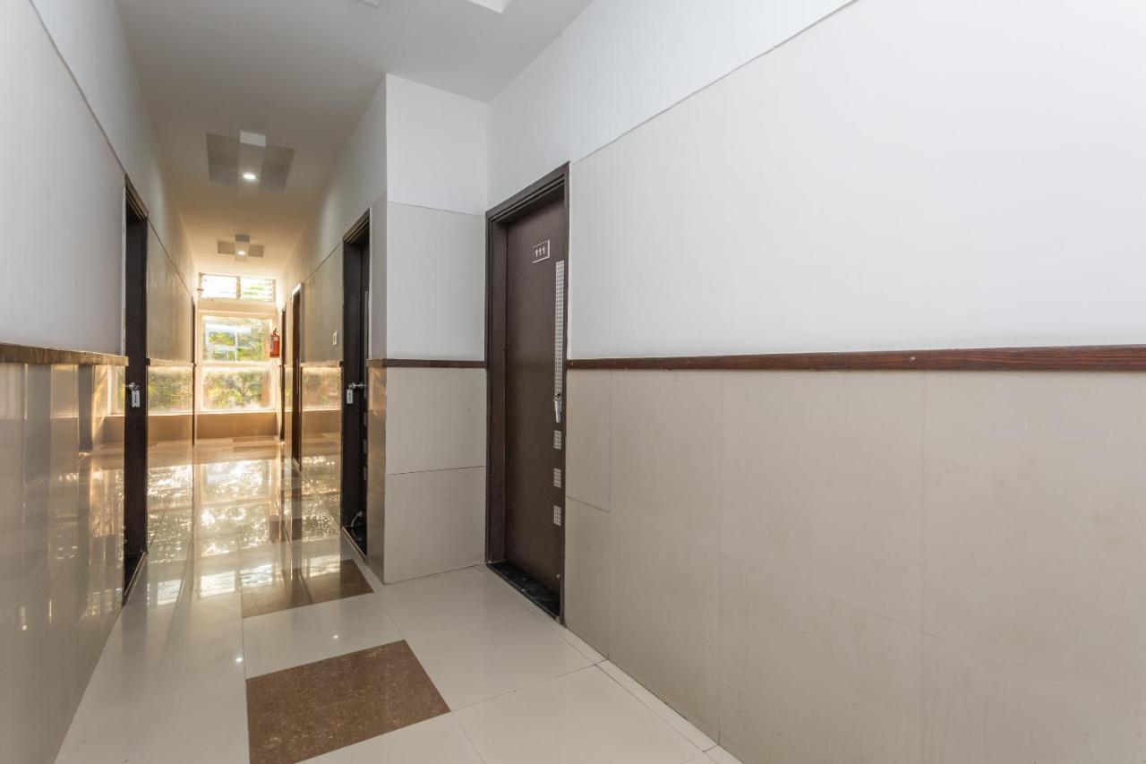 Oyo 75956 Hotel Grand Rourkela Екстериор снимка