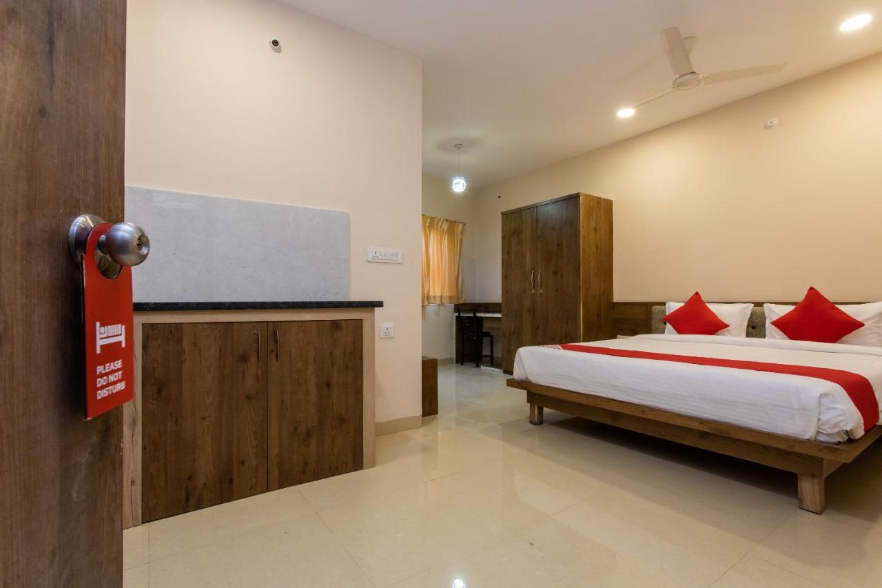 Oyo 75956 Hotel Grand Rourkela Екстериор снимка
